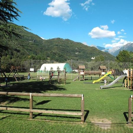 Casa Gialla Gera Lario Bagian luar foto