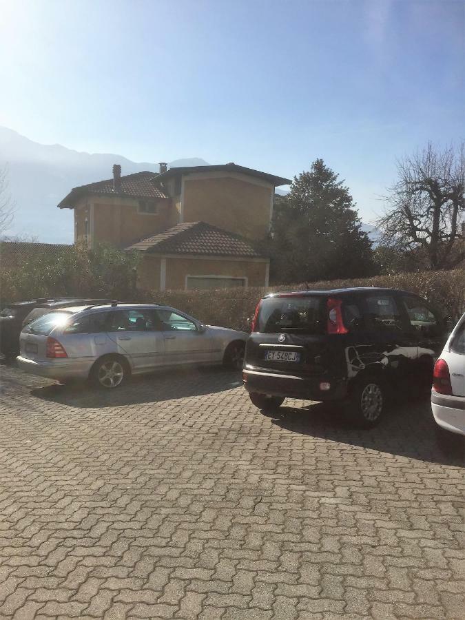 Casa Gialla Gera Lario Bagian luar foto